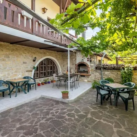 Vilă Geranium Arbanasi