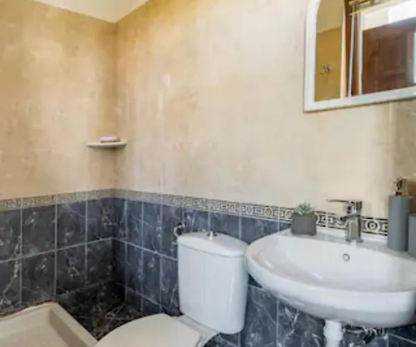 Willa Geranium Arbanasi