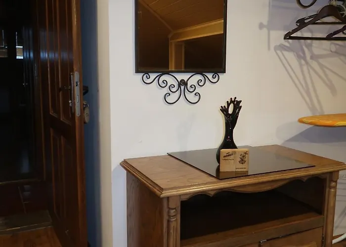 Willa Geranium Arbanasi